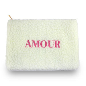 TROUSSE EN PELUCHE "AMOUR"