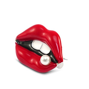 BROCHE KISS ROUGE-ARGENT